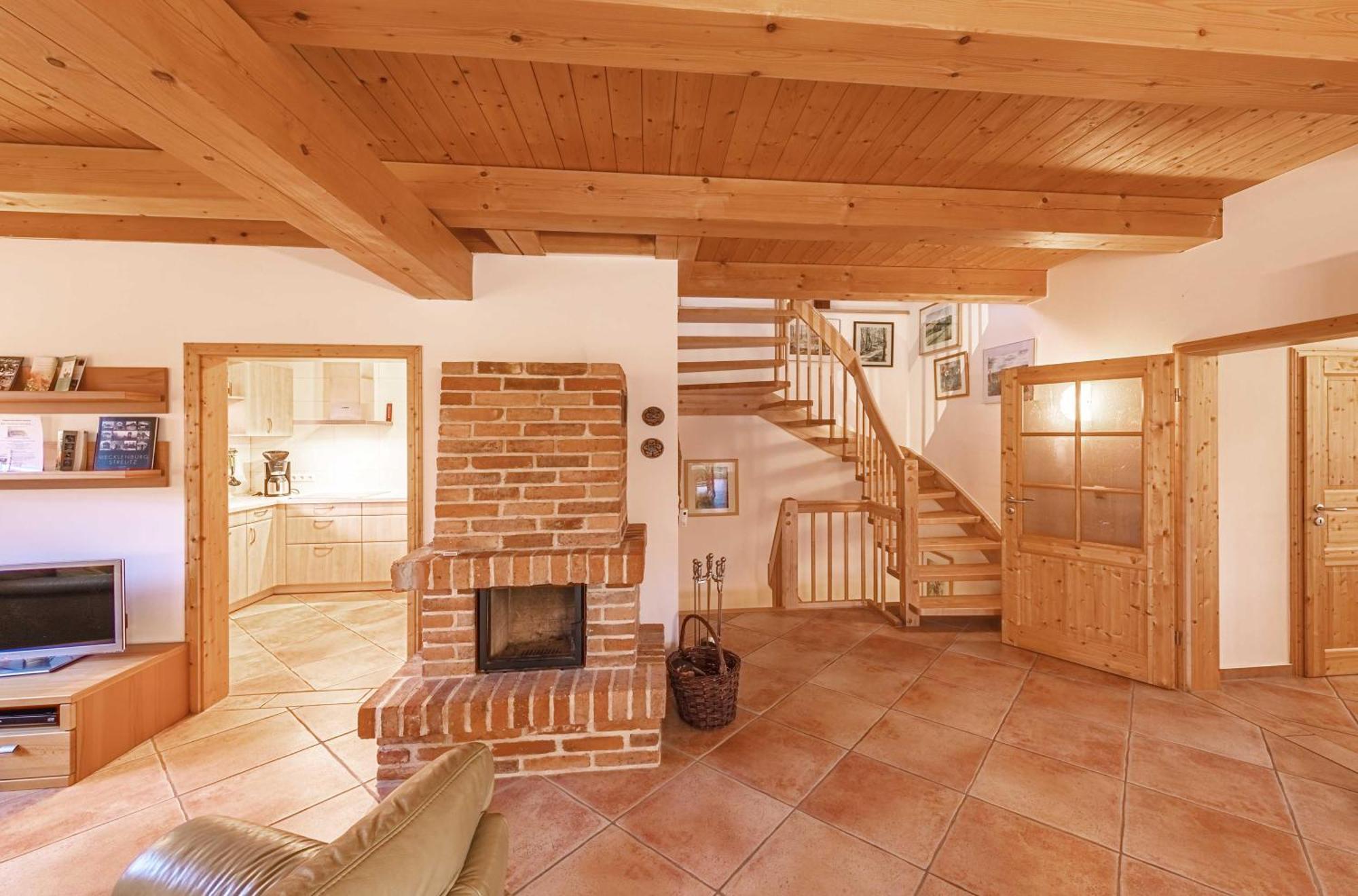 Havelquelle Mit Sauna Und Garten Kratzeburg Esterno foto